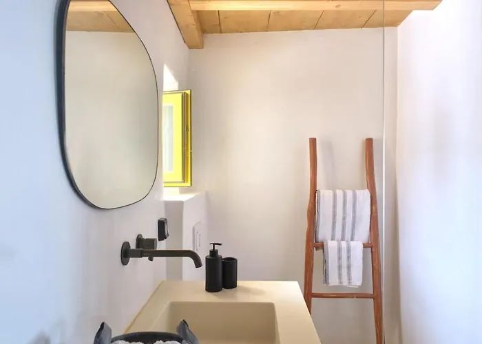 Yellow Stone * Páros